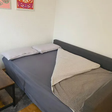 Modernes In Zentraler Lage Apartamento